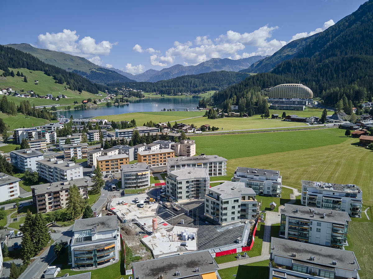 Luftaufnahme Bünda Eck, Museumstrasse Davos